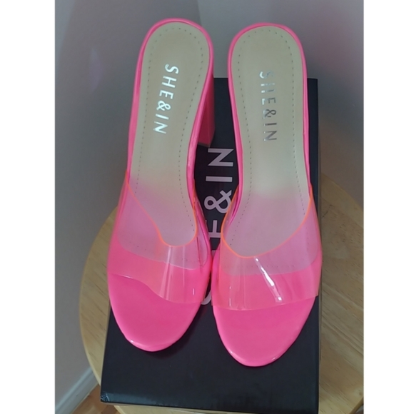 ❌SOLD❌ Hot pink mules (never worn) - Picture 4 of 4
